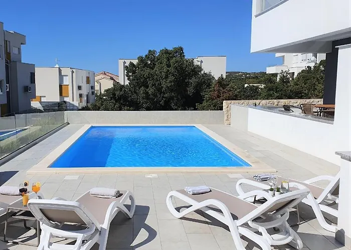 Villa Ocean - Luxury Apartments With Pool