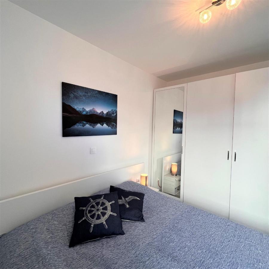 Apartment Ocean - Luxury With Pool Novalja